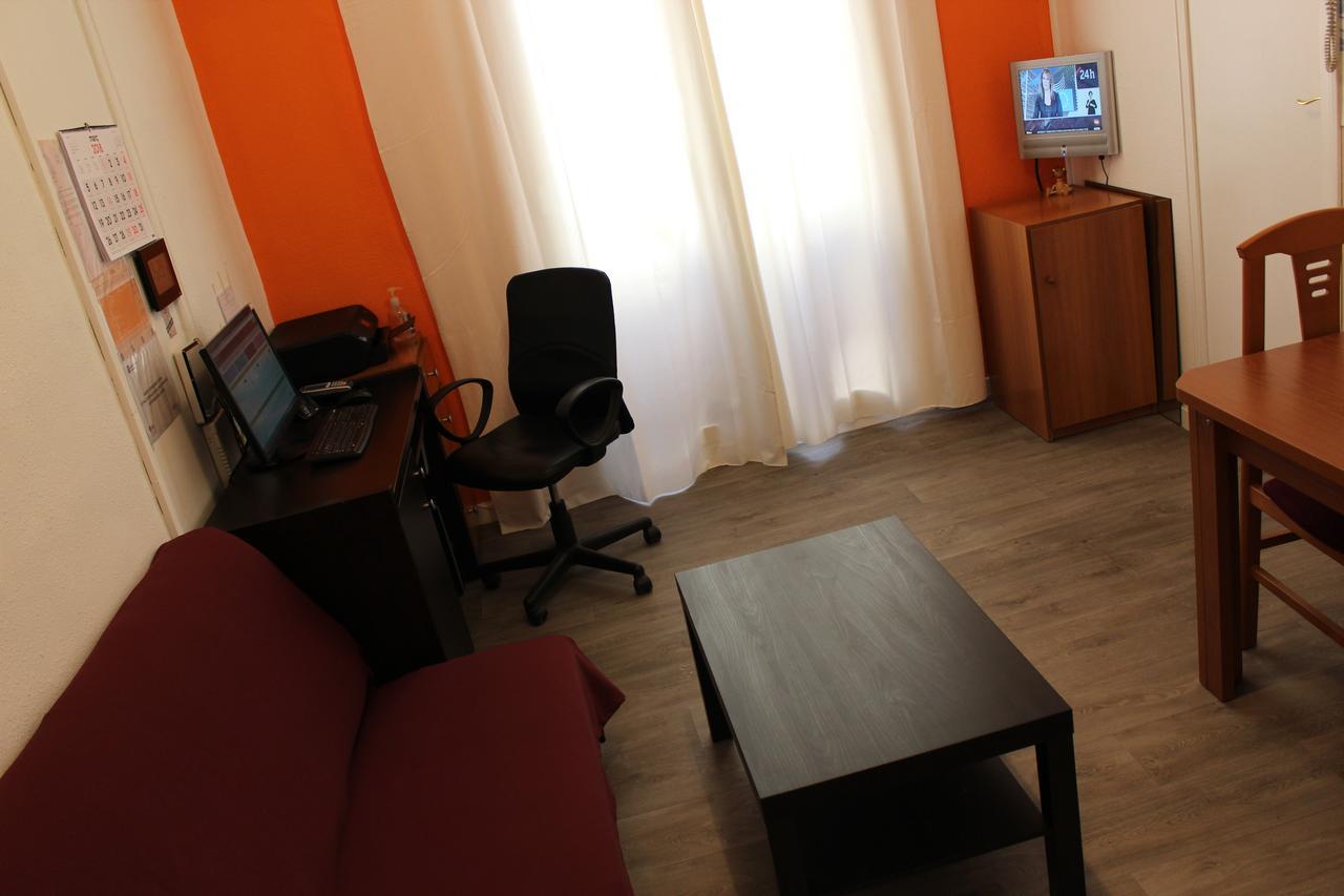 Pension Arosa Barcelona Exterior foto